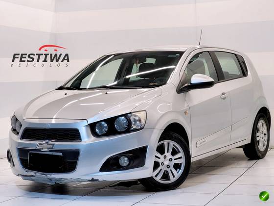 CHEVROLET SONIC 1.6 LT 16V FLEX 4P MANUAL CHEVROLET SONIC 1.6 LT 16V FLEX 4P MANUAL
